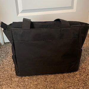 Black breast pump bag Medela Pump and Style Shoulder Bag with pump